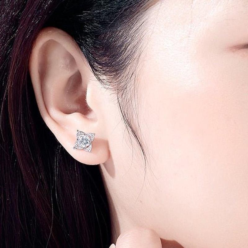 Martini Ice stud earrings - Yellow Gold 0.5 carat diamond – Chelsea Rocks